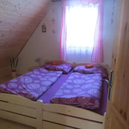 Rekreacni Dum V Brdech Pod Svatou Annou Ferienhaus