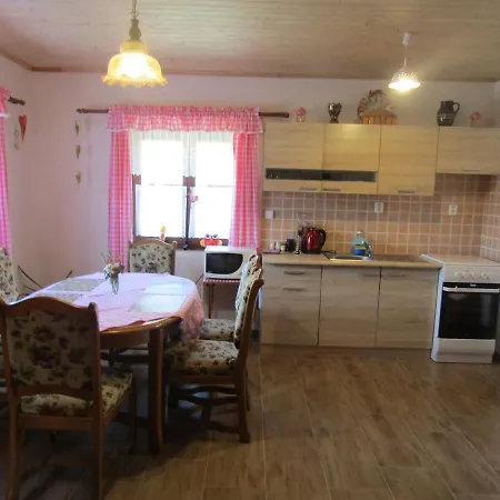 Holiday home Rekreacni Dum V Brdech Pod Svatou Annou Ohrazenice (Pribram)