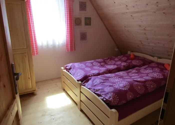 Rekreacni Dum V Brdech Pod Svatou Annou